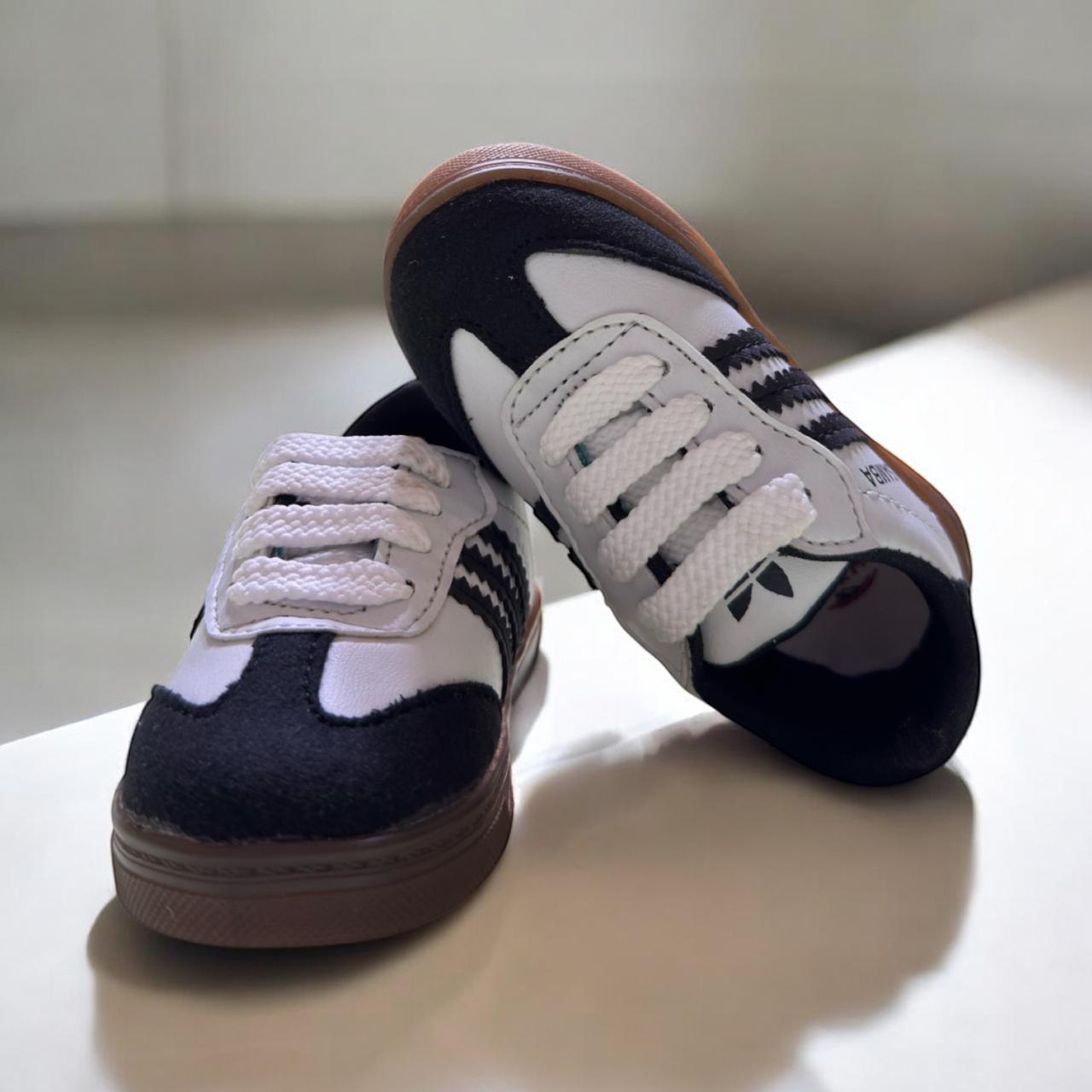 Black White Sneaker (1-3 Years)